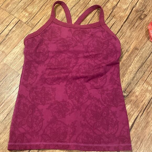 Size 6 Hot Pink Floral Hydrangea Racer Back Tank - Picture 2 of 4